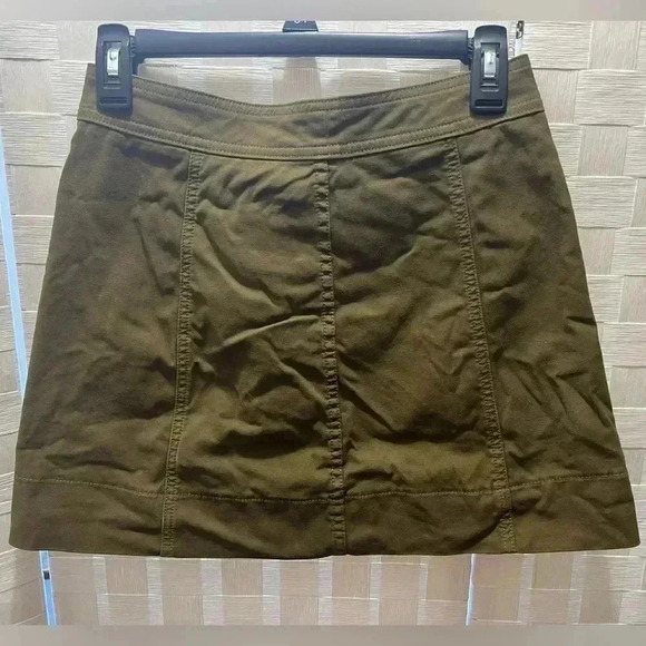 Madewell Olive Green Denim, Size 0, Mini Skirt, Great Condition, Great Quality - Picture 6 of 11